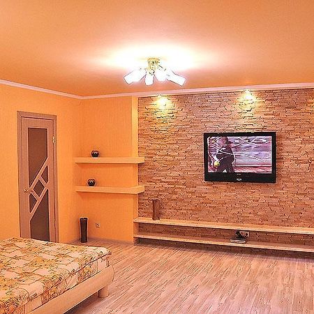 Apartments Lesi Ukrainki 25 Lviv Exterior photo